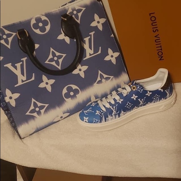 All sizes - Picture 3 of 3